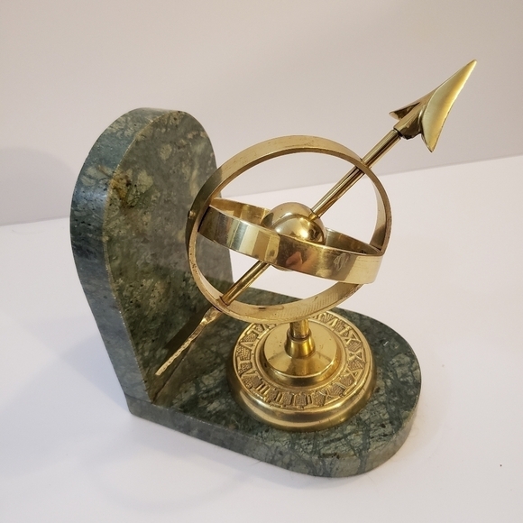 Vintage Brass Marble Compass Bookend Green Gold - Picture 1 of 14